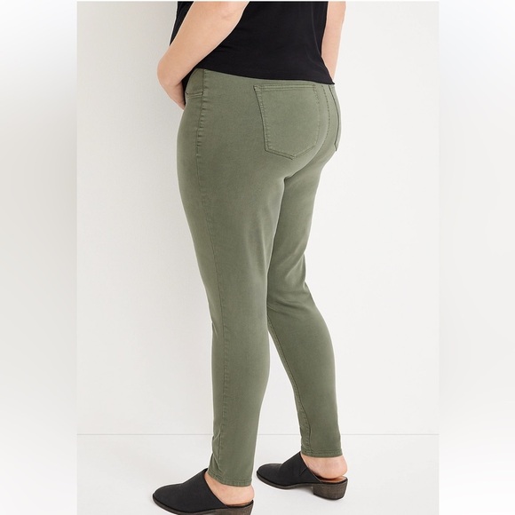 Plus Size Over The Bump Colored Maternity Jegging - Picture 4 of 4